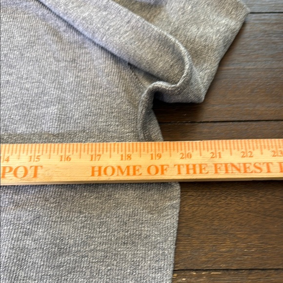 J. Crew Long-sleeve textured sweater-tee Size Small - Picture 9 of 10